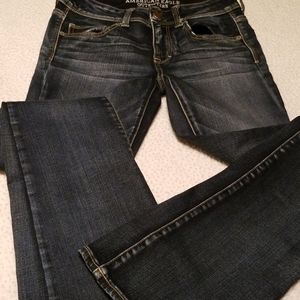 American Eagle super stretch kickboot size 4 jeans
